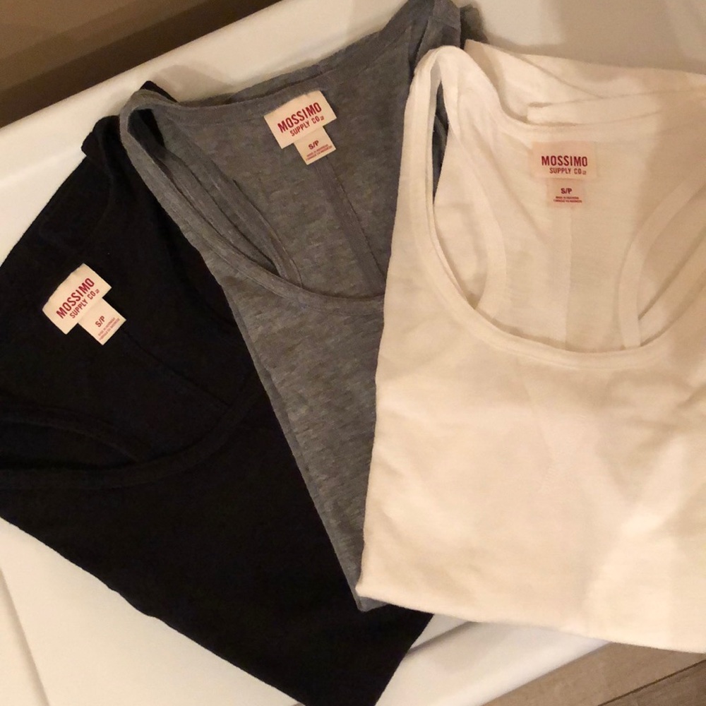 Mossimo Cotton/Polyester 3-for-1 Tanks PetiteSmall